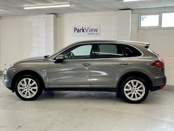 Used Porsche Cayenne 2014 for sale - 76446047: Photo
