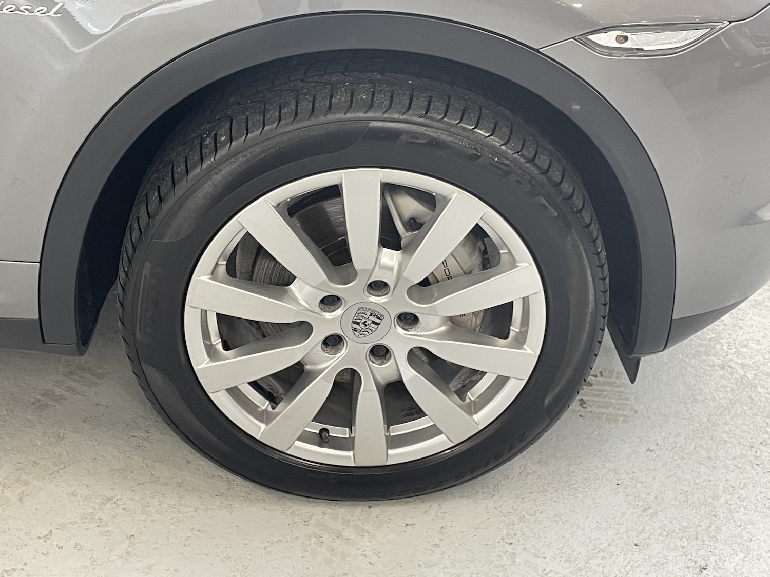 Used Porsche Cayenne 2014 for sale - 76446047: Photo 32