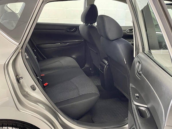 Used Nissan Pulsar 2014 for sale - 76312315: Photo 14
