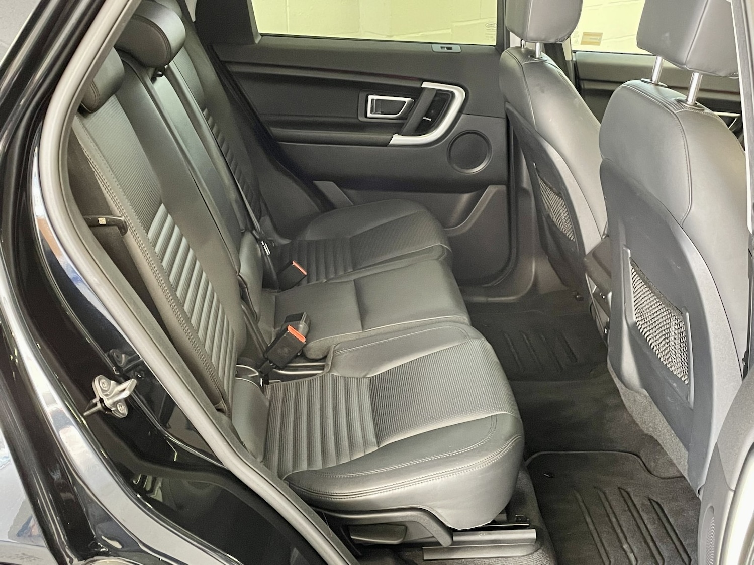 Used Land Rover Discovery Sport 2016 for sale - 76794115: Photo 11