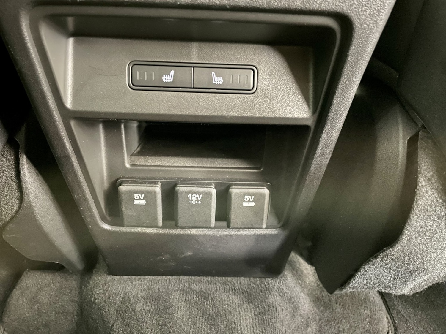 Used Land Rover Discovery Sport 2016 for sale - 76794115: Photo 13