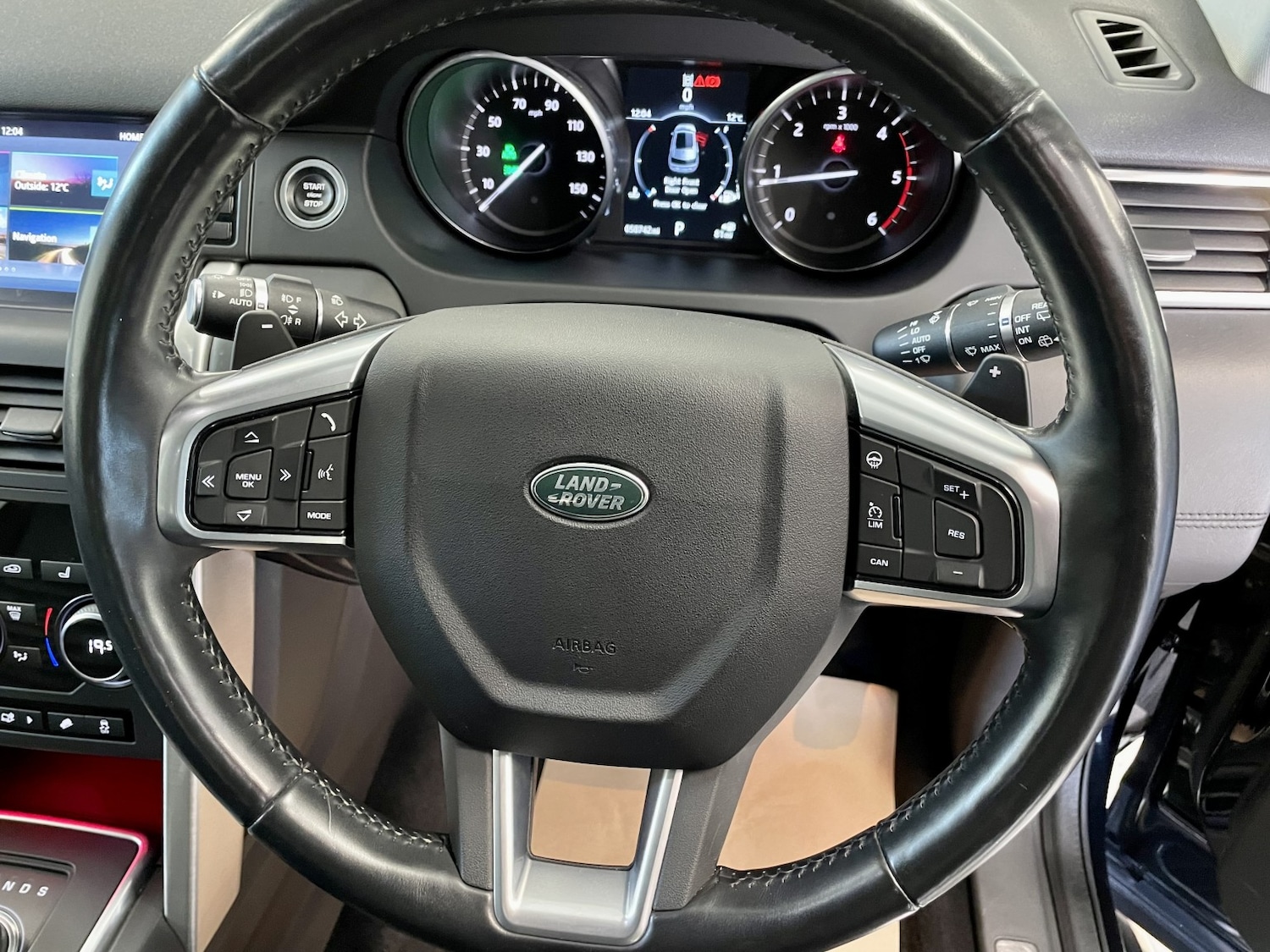 Used Land Rover Discovery Sport 2016 for sale - 76794115: Photo 14