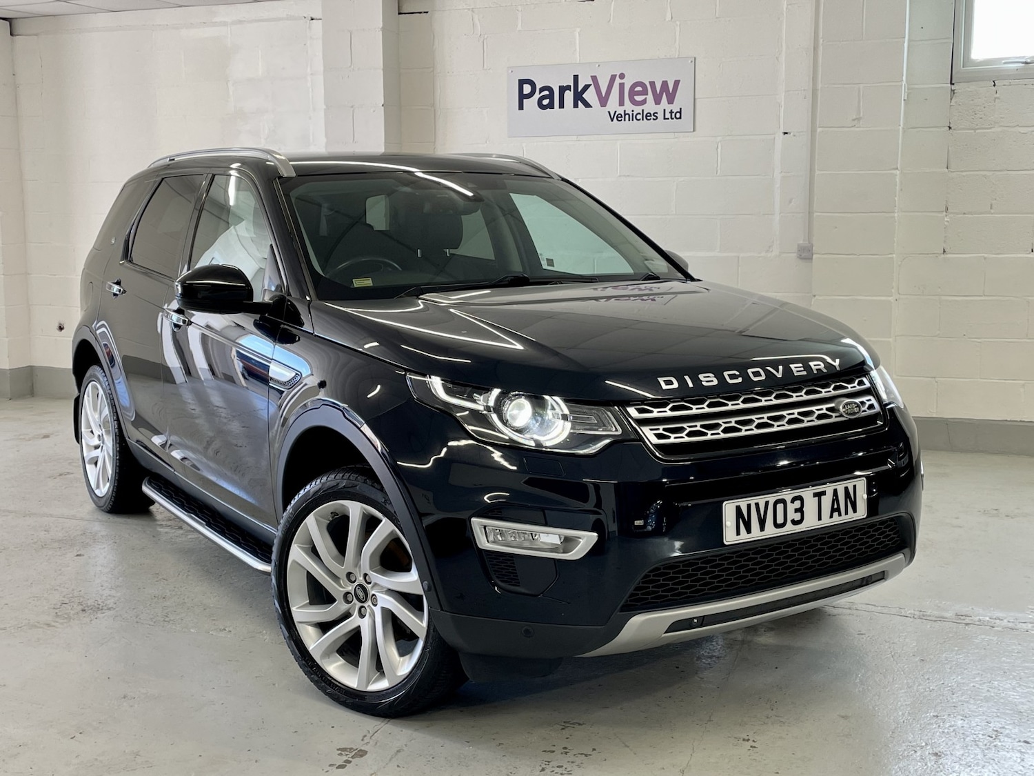 Used Land Rover Discovery Sport 2016 for sale - 76794115: Photo 3