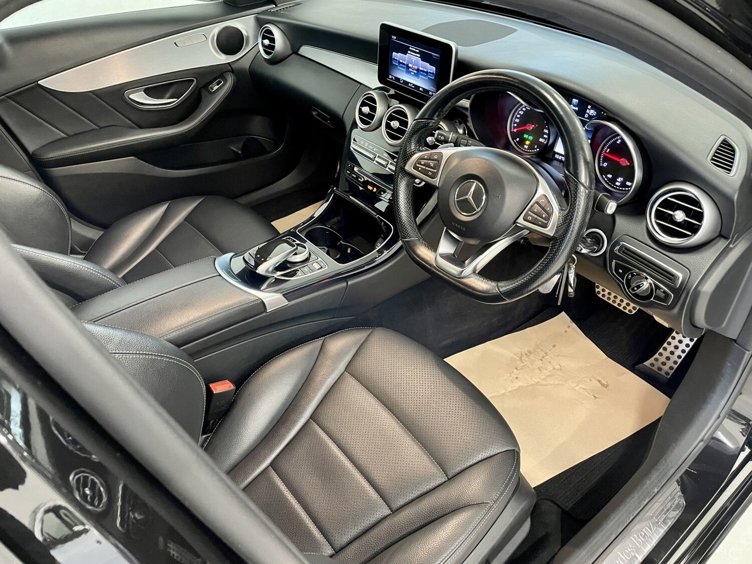 Used Mercedes-Benz C Class 2014 for sale - 76751795: Photo 10