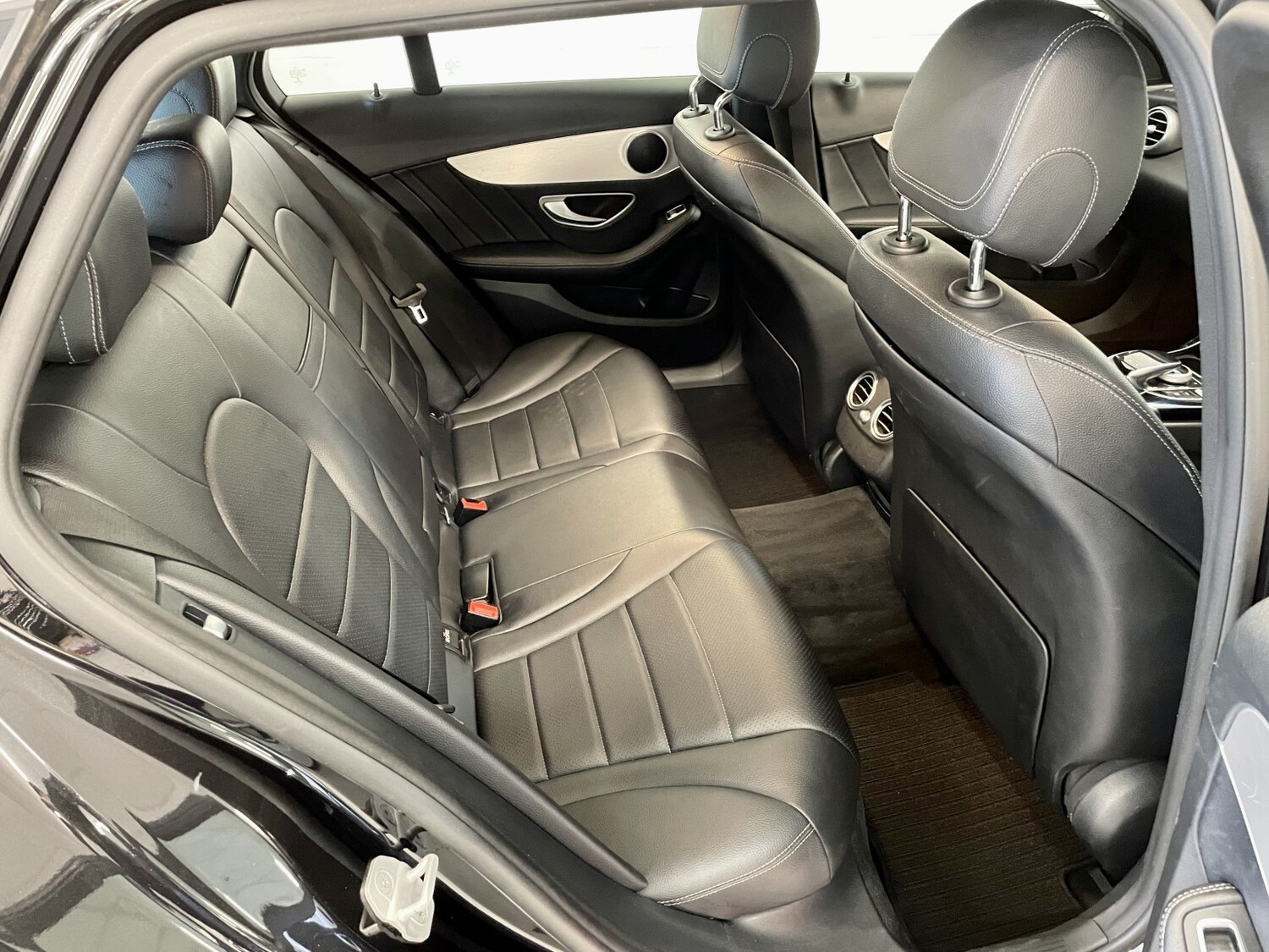 Used Mercedes-Benz C Class 2014 for sale - 76751795: Photo 17