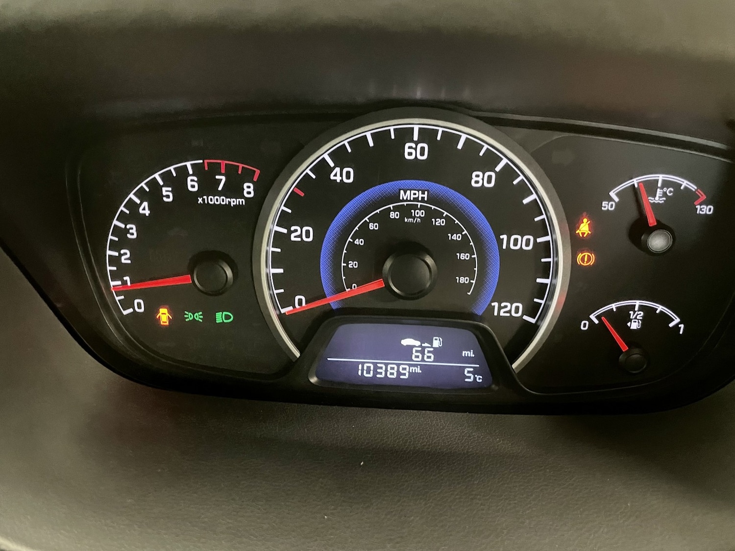 Used Hyundai i10 2018 for sale - 76571241: Photo 18