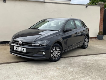 Used Volkswagen Polo 2019 for sale - 76011400: Photo