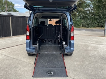 Used Peugeot Partner 2018 for sale - 79222907: Photo