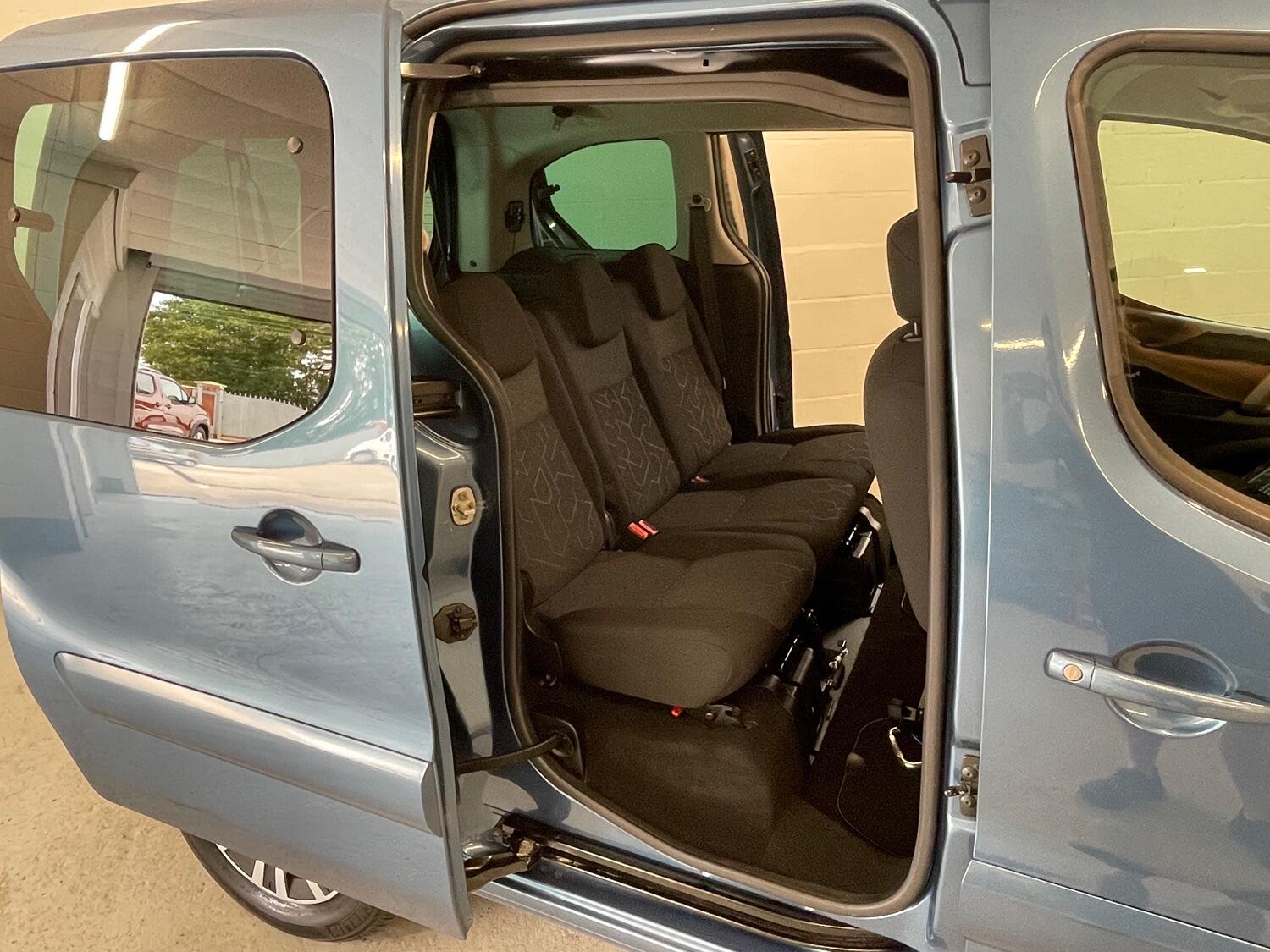 Vehicle 22