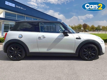 Used MINI Hatch 2017 for sale - 78270090: Photo