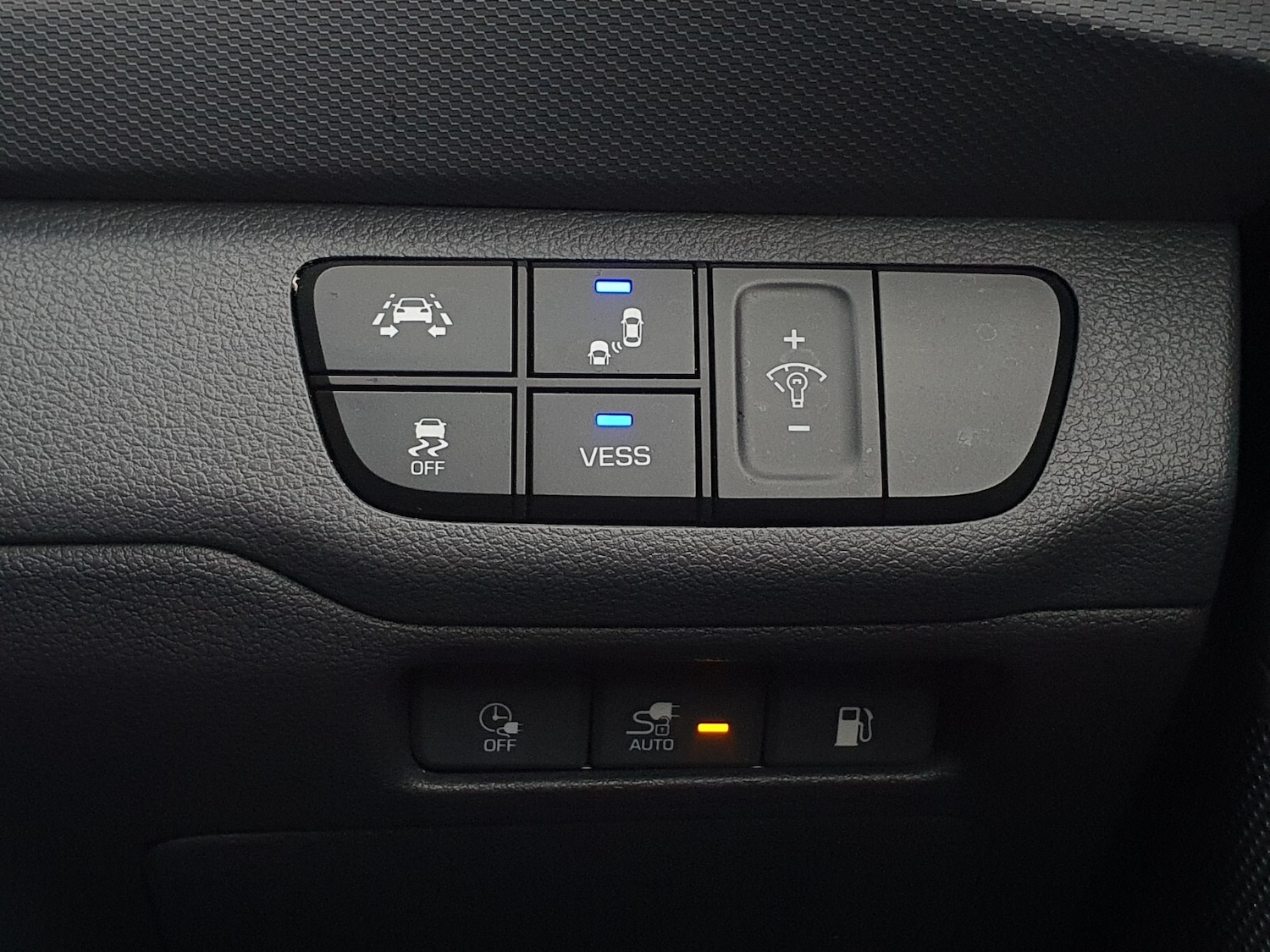 Used Hyundai IONIQ 2018 for sale - 77137641: Photo 24