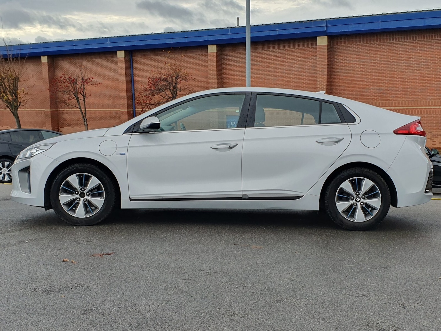 Used Hyundai IONIQ 2018 for sale - 77137641: Photo 4