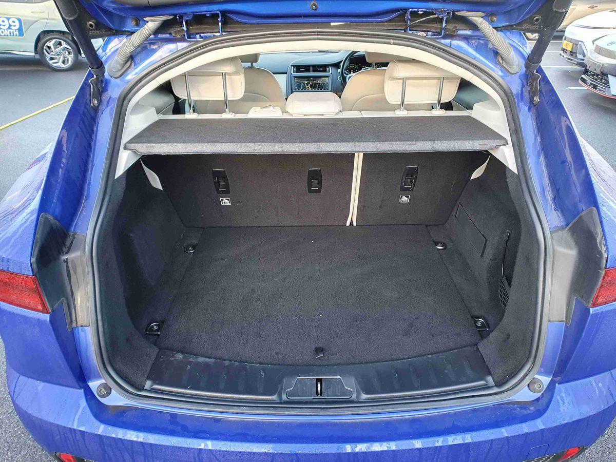 Used Jaguar E-Pace 2018 for sale - 77218743: Photo 18