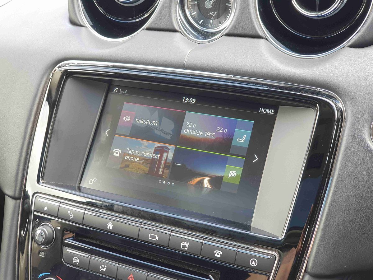 Used Jaguar XJ 2016 for sale - 78088503: Photo 19