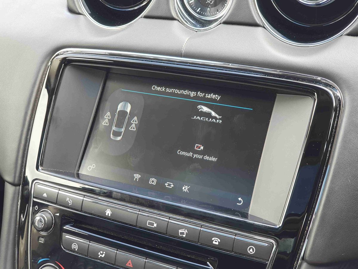 Used Jaguar XJ 2016 for sale - 78088503: Photo 20