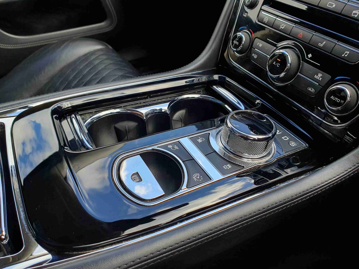 Used Jaguar XJ 2016 for sale - 78088503: Photo 27