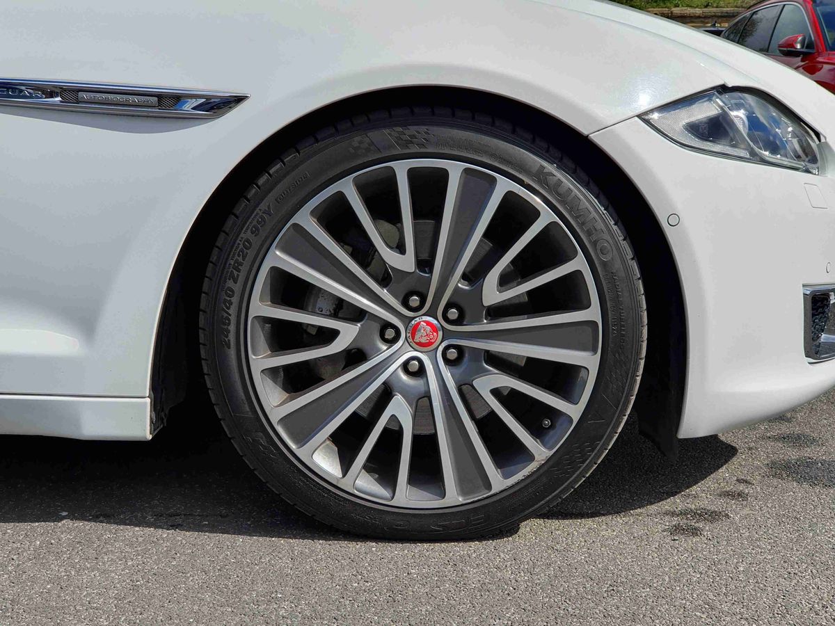 Used Jaguar XJ 2016 for sale - 78088503: Photo 9