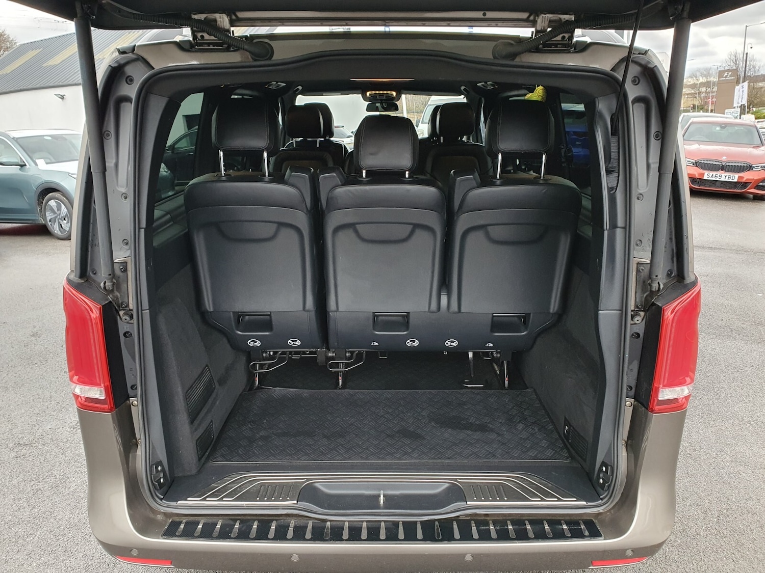 Used Mercedes-Benz V-Class 2017 for sale - 77224924: Photo 14