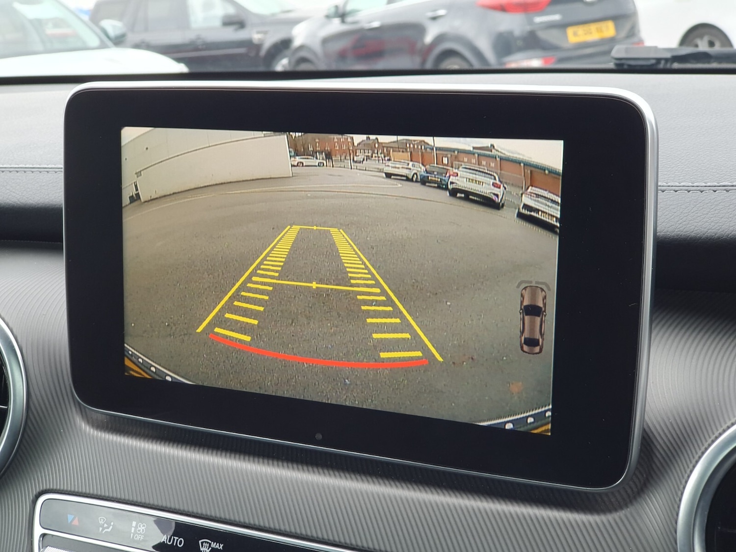 Used Mercedes-Benz V-Class 2017 for sale - 77224924: Photo 25