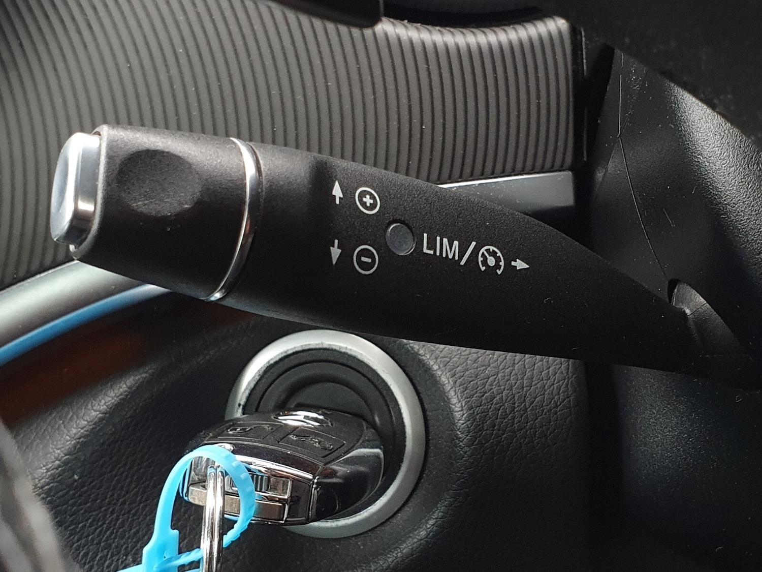 Used Mercedes-Benz V-Class 2017 for sale - 77224924: Photo 31