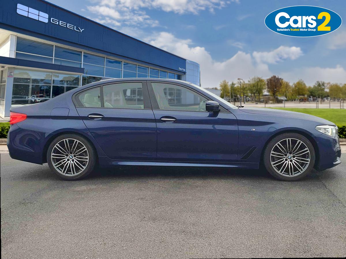Used BMW 5 Series 2017 for sale - 77137638: Photo 2
