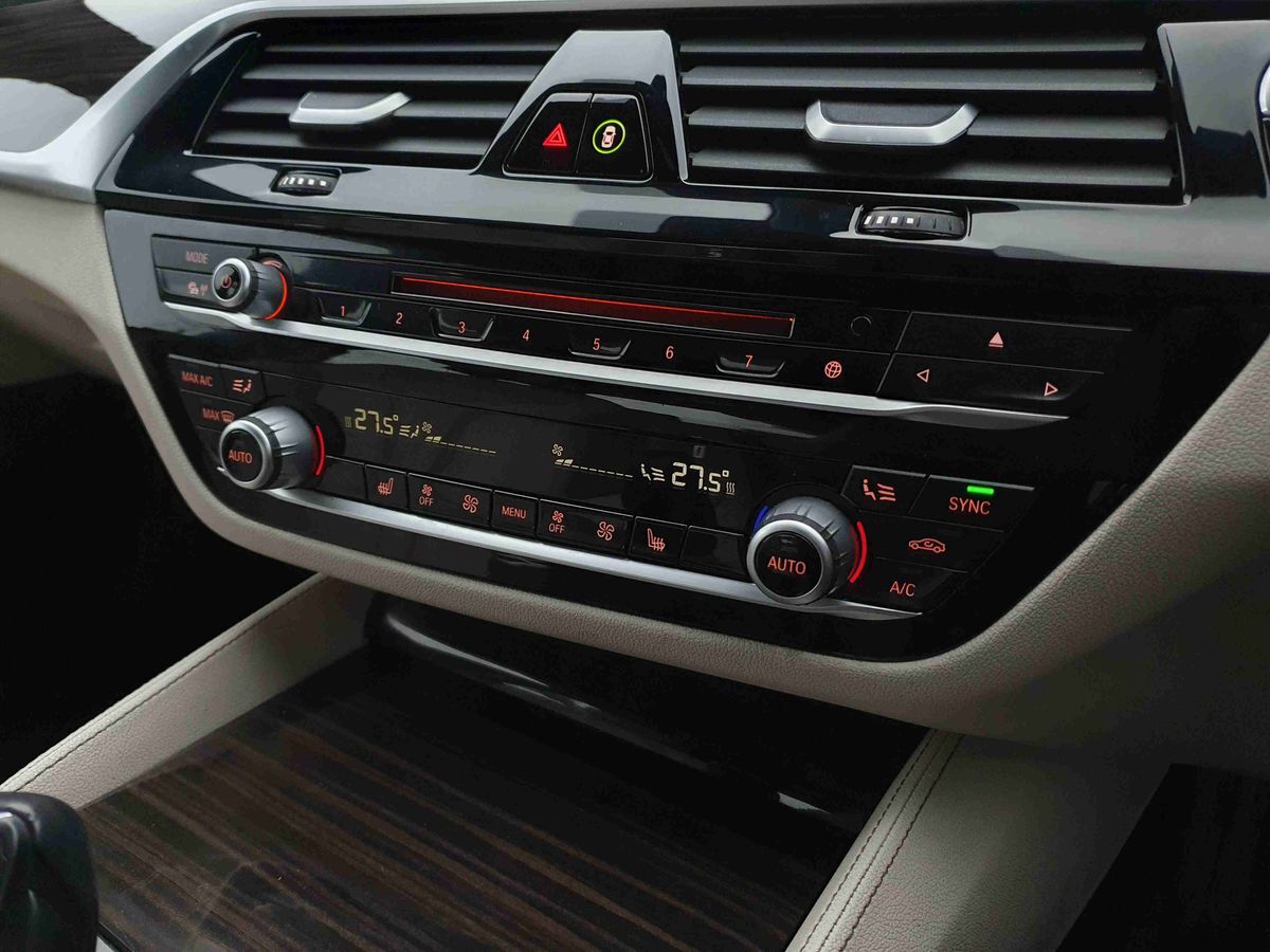 Used BMW 5 Series 2017 for sale - 77137638: Photo 24