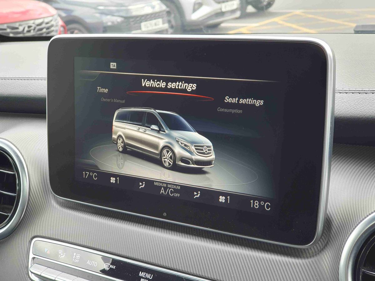 Used Mercedes-Benz V-Class 2017 for sale - 78088485: Photo 19