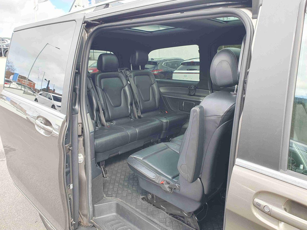 Used Mercedes-Benz V-Class 2017 for sale - 78088485: Photo 24