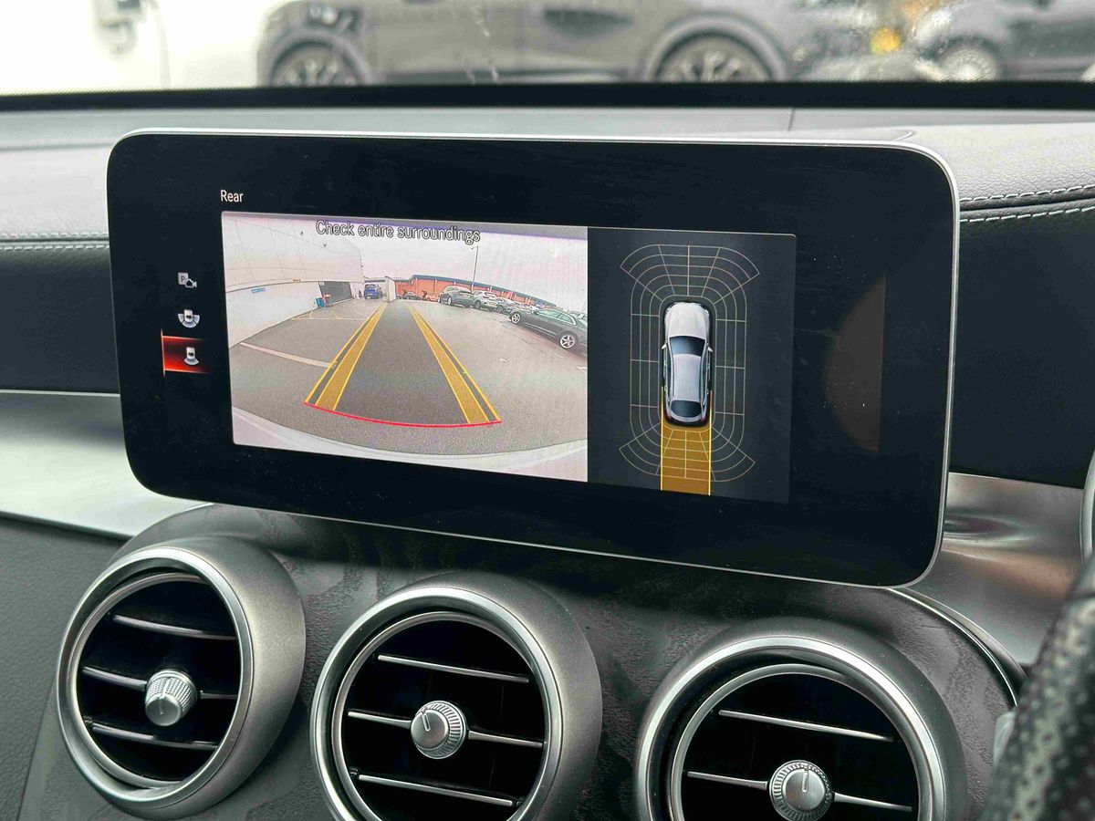 Used Mercedes-Benz GLC 2019 for sale - 77218678: Photo 20