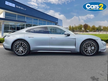 Used Porsche Taycan 2020 for sale - 79501800: Photo