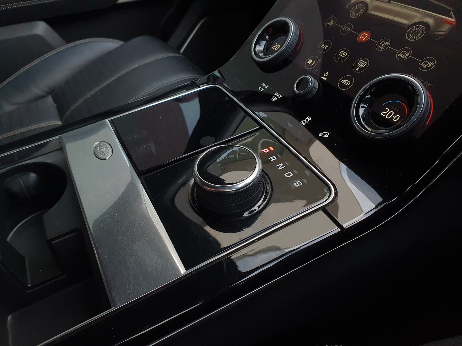 Used Land Rover Range Rover Velar 2018 for sale - 77950603: Photo 21