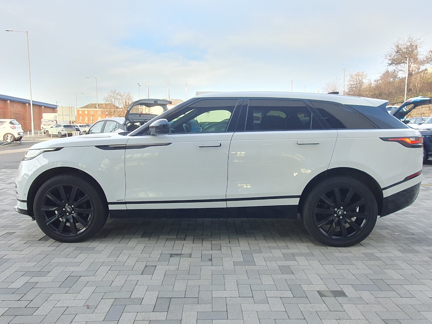 Used Land Rover Range Rover Velar 2018 for sale - 77950603: Photo 6