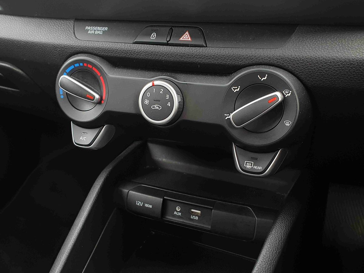 Used Kia Stonic 2018 for sale - 77771156: Photo 20