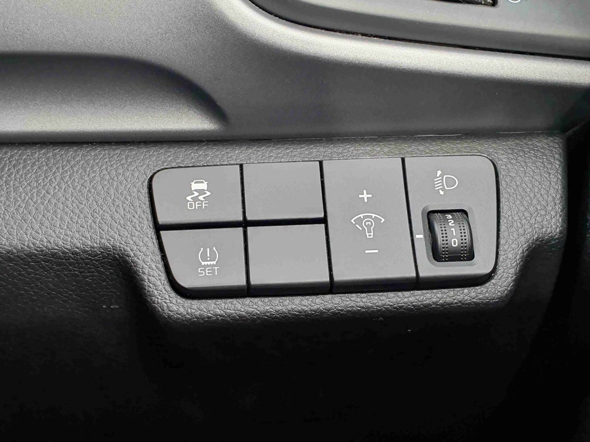 Used Kia Stonic 2018 for sale - 77771156: Photo 22