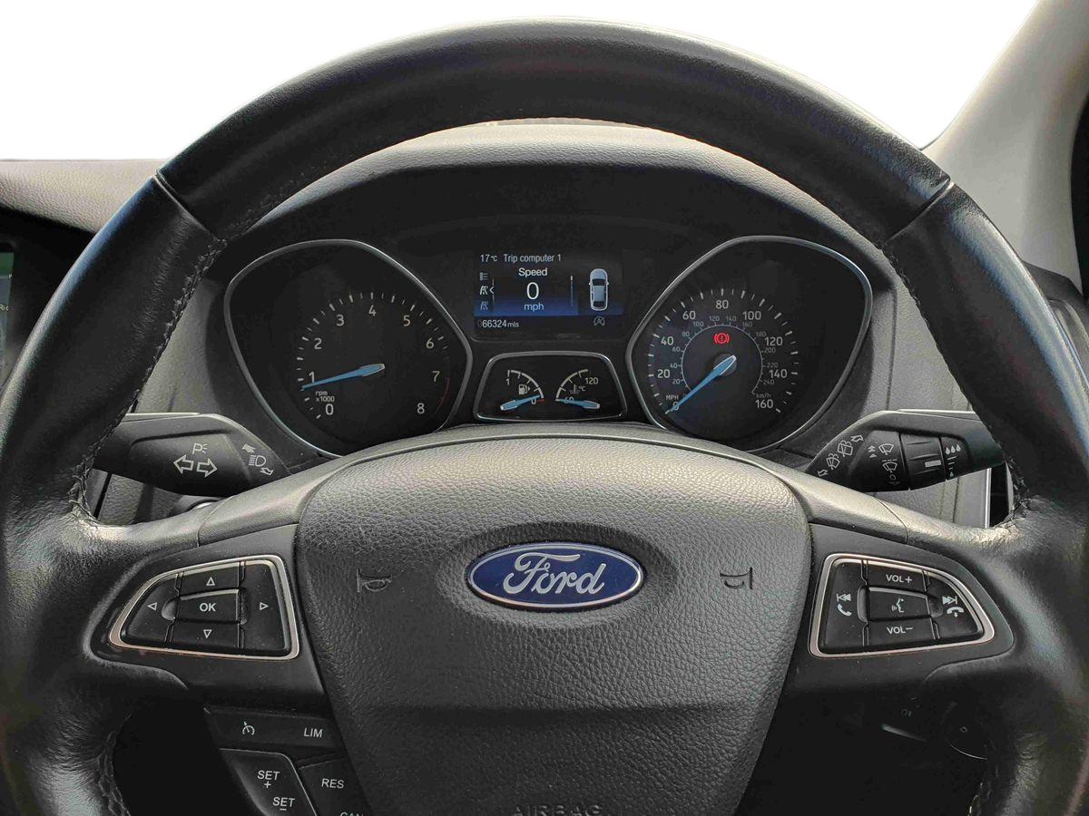 Used Ford Focus 2015 for sale - 78088523: Photo 13