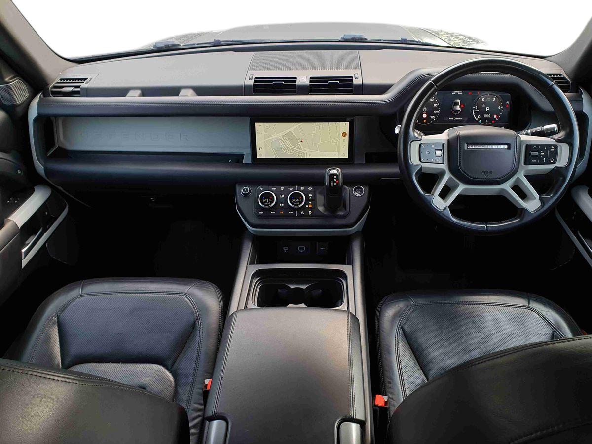 Used Land Rover Defender 2021 for sale - 77950660: Photo 11
