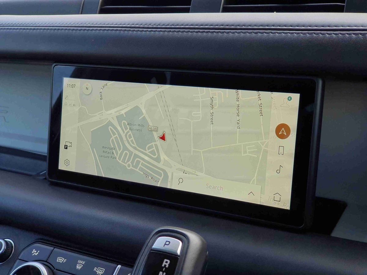 Used Land Rover Defender 2021 for sale - 77950660: Photo 19