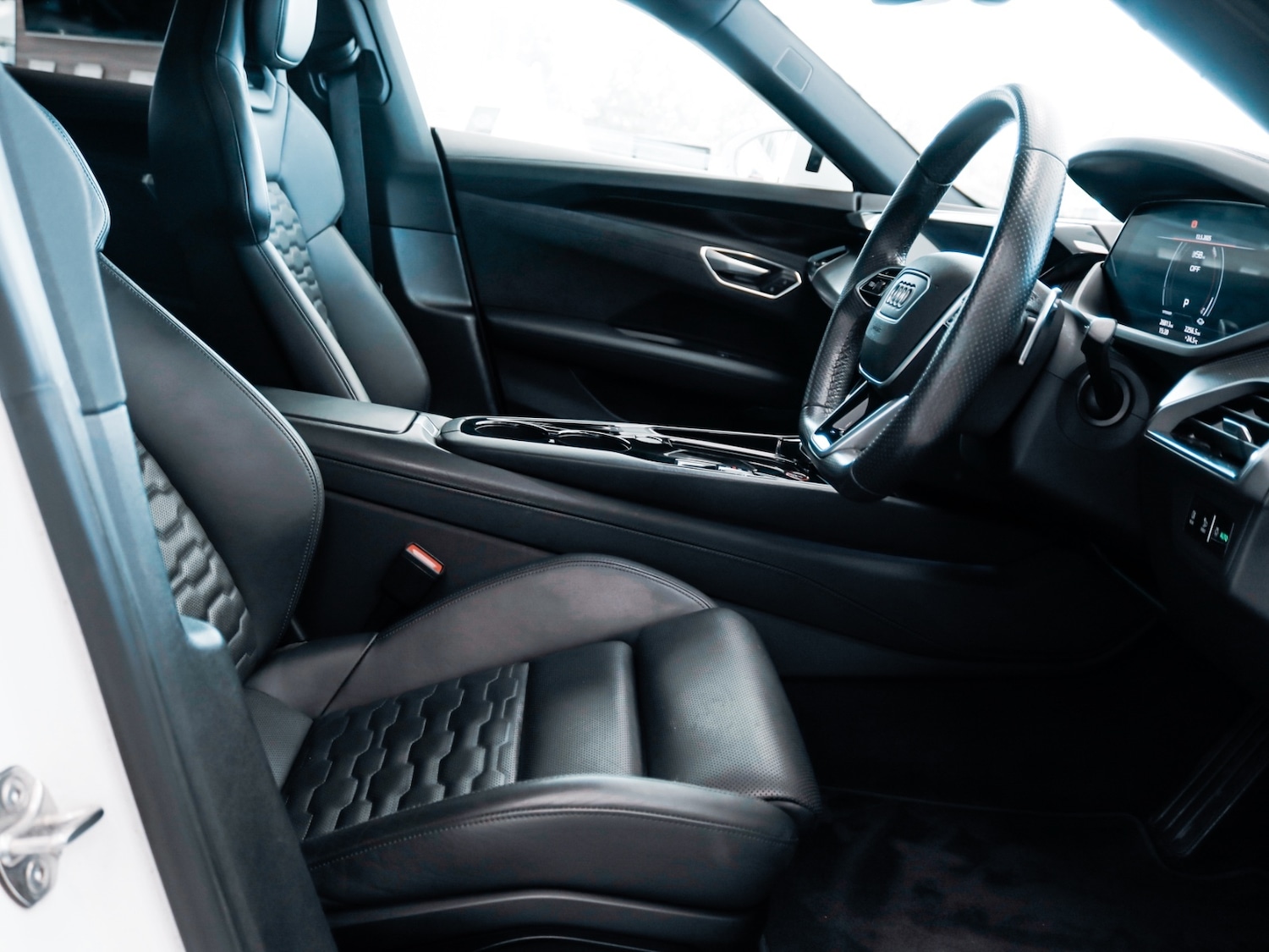 Used Audi e-tron GT 2021 for sale - 77137654: Photo 10