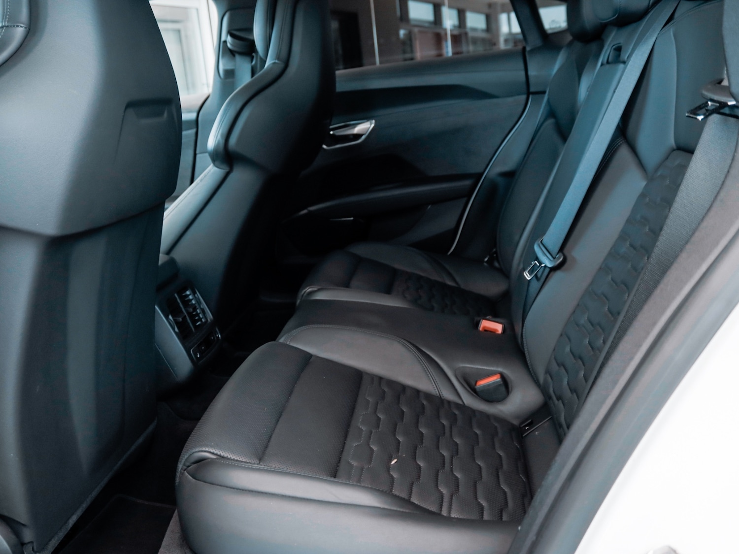 Used Audi e-tron GT 2021 for sale - 77137654: Photo 16