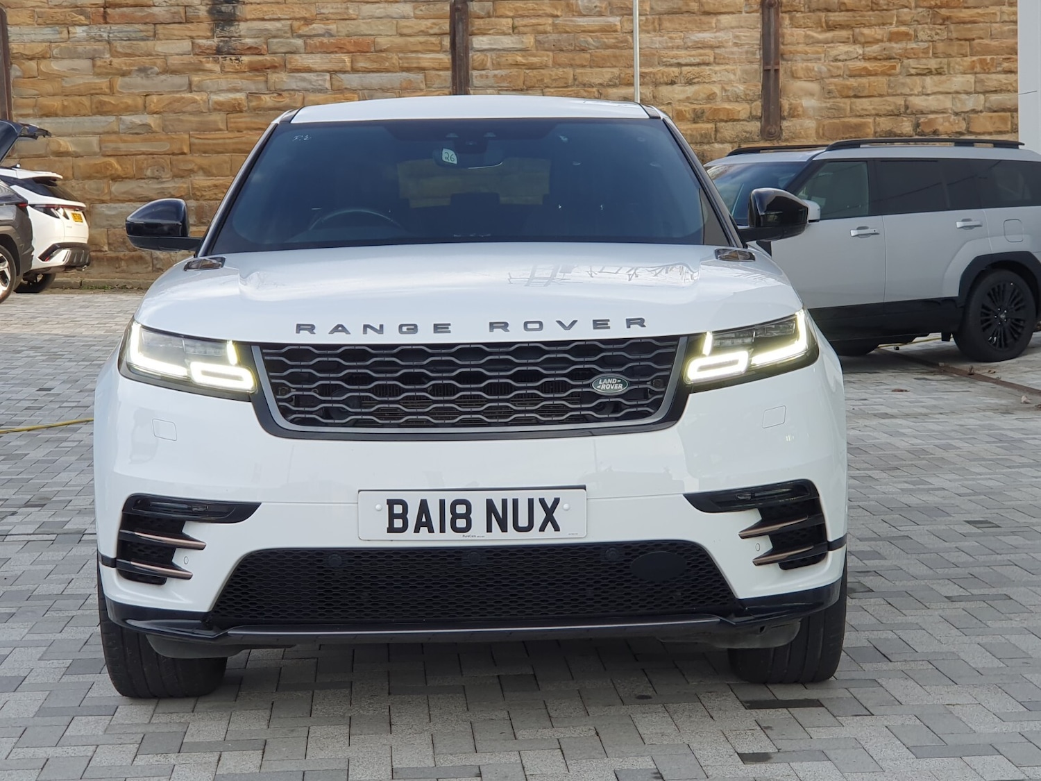 Used Land Rover Range Rover Velar 2018 for sale - 77137649: Photo 8