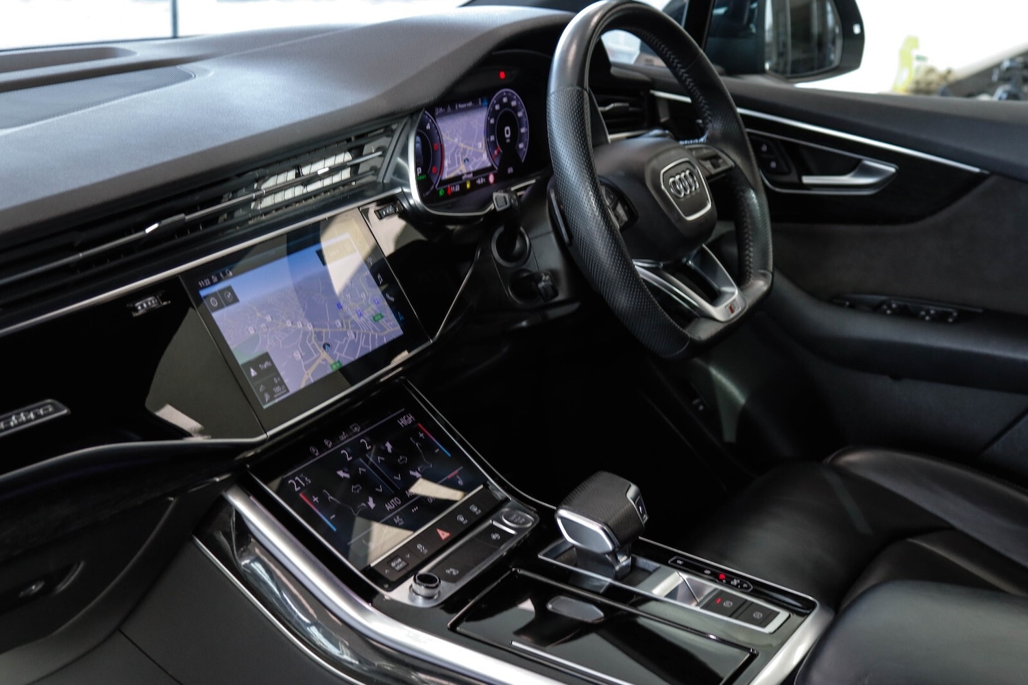 Used Audi Q7 2020 for sale - 77137650: Photo 13