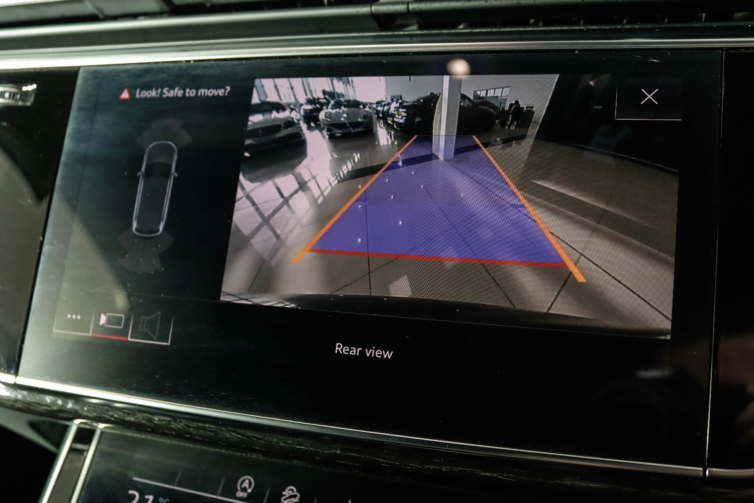 Used Audi Q7 2020 for sale - 77137650: Photo 31