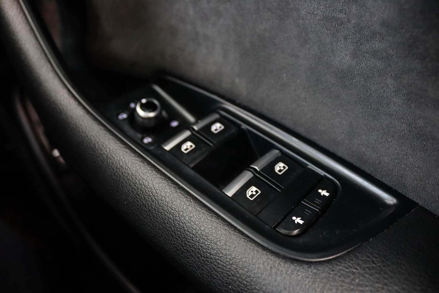 Used Audi Q7 2020 for sale - 77137650: Photo 37