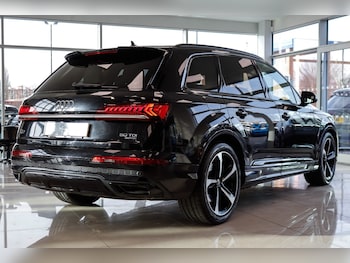 Used Audi Q7 2020 for sale - 77137650: Photo