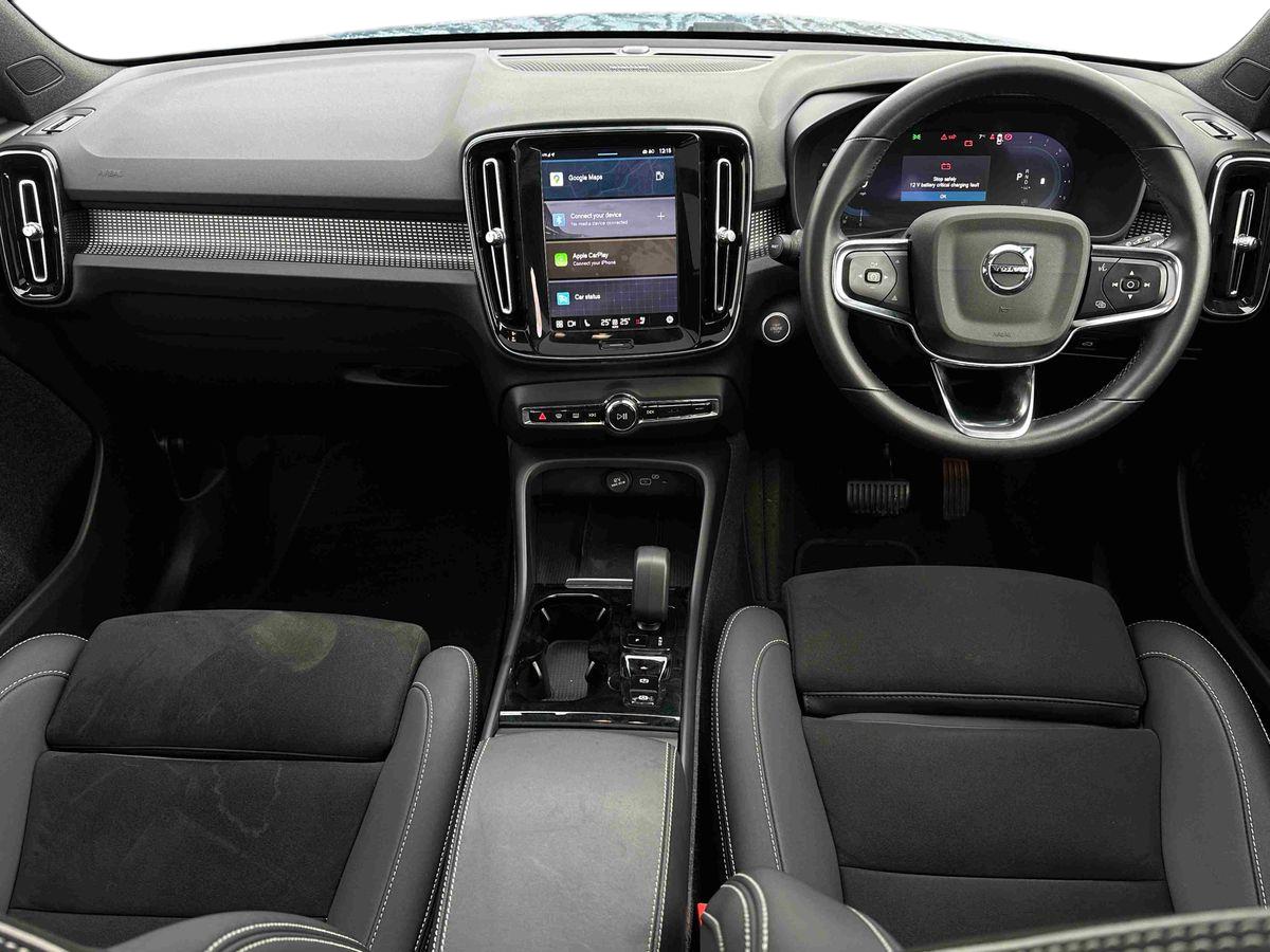 Used Volvo XC40 2023 for sale - 77218746: Photo 11