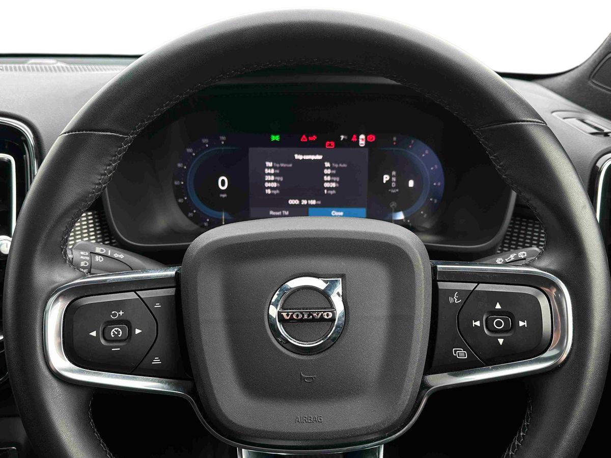 Used Volvo XC40 2023 for sale - 77218746: Photo 12