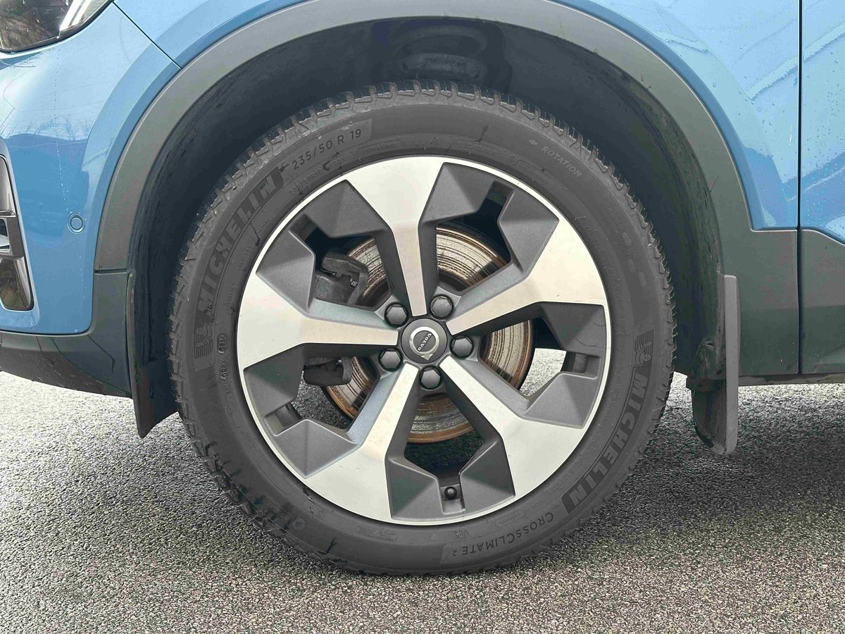 Used Volvo XC40 2023 for sale - 77218746: Photo 9