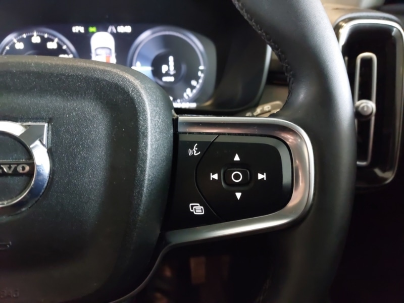 Used Volvo XC40 2022 for sale - 76707748: Photo 11