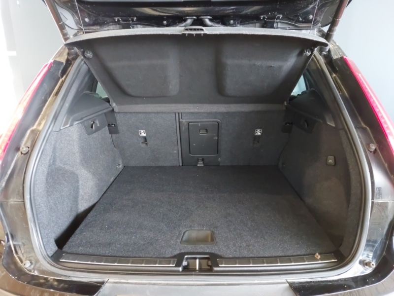 Used Volvo XC40 2022 for sale - 76707748: Photo 8