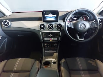 Used Mercedes-Benz GLA 2019 for sale - 79031400: Photo